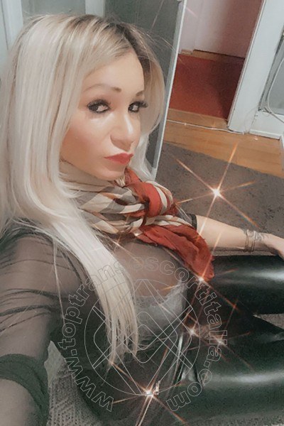 Foto selfie 389 di Pamy La Diva Stellare transexescort Losanna