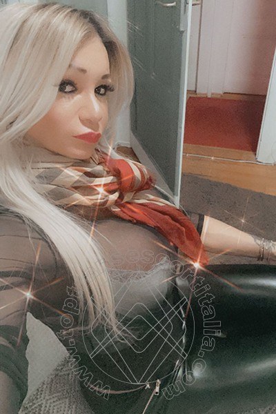 Foto selfie 386 di Pamy La Diva Stellare transexescort Losanna