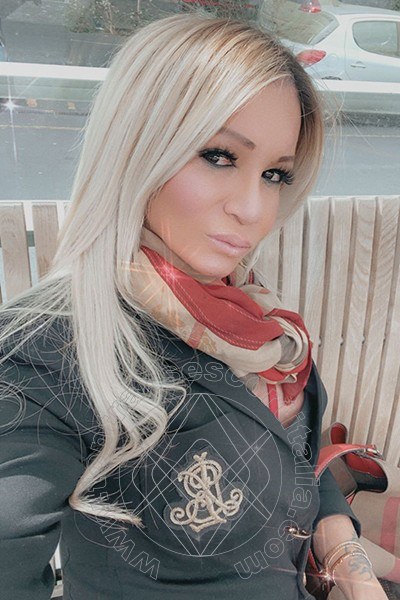 Foto selfie 383 di Pamy La Diva Stellare transexescort Losanna