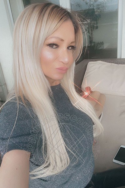 Foto selfie 370 di Pamy La Diva Stellare transexescort Losanna