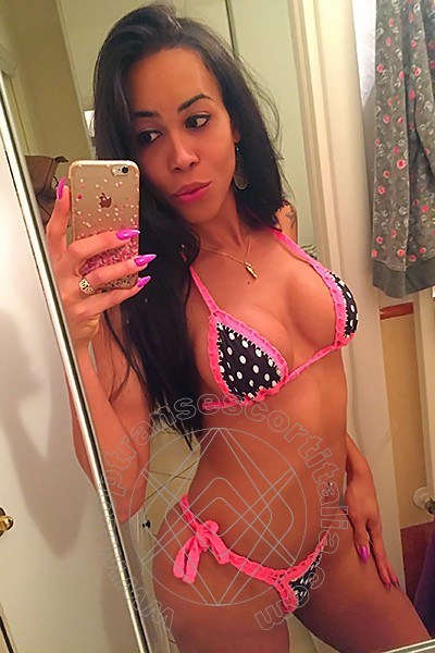 Foto selfie 96 di Sara Costa transexescort Brescia