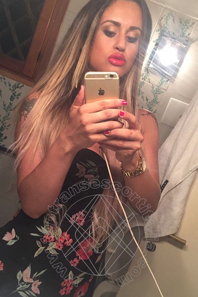 Foto selfie 15 di Nayla Mellina transexescort Bellinzona