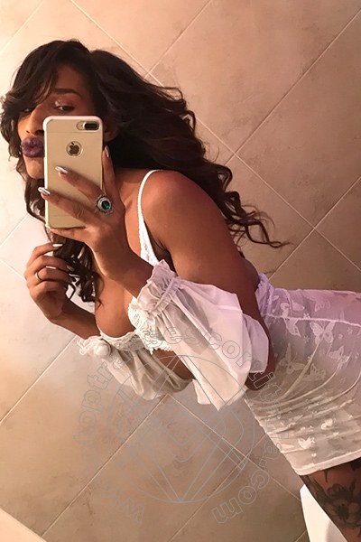 Foto selfie 54 di Kiara Bardo transexescort Firenze