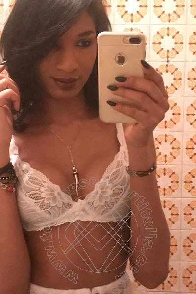Foto selfie 37 di Kiara Bardo transexescort Firenze