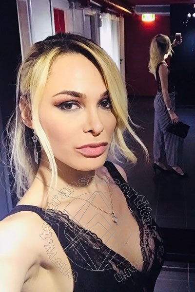 Foto selfie 5 di Greta Vulcano transexescort Civitanova Marche