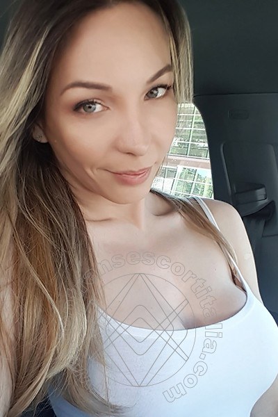 Foto selfie 26 di Laviny Albuquerque Pornostar transexescort Legnano