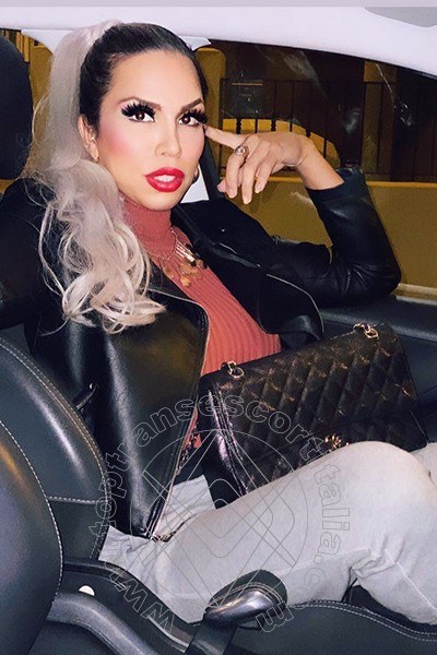 Foto selfie 54 di Karina Becker transexescort Bologna