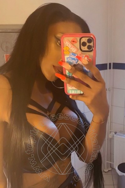 Foto selfie 10 di Adhara transexescort Düsseldorf