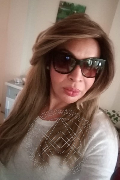 Foto selfie 129 di Tainá Oliveira transexescort Prato