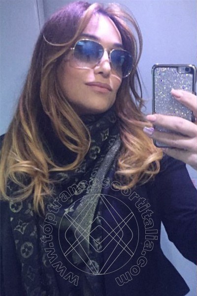 Foto selfie 21 di Simona Kiss transexescort Chiavari