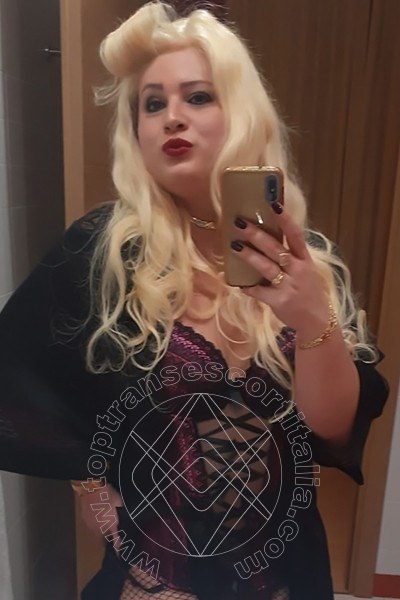 Foto selfie 37 di Maite De L'enclos transexescort Verbania