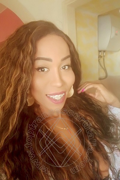 Foto selfie 26 di Leonna Pantera transexescort Roma