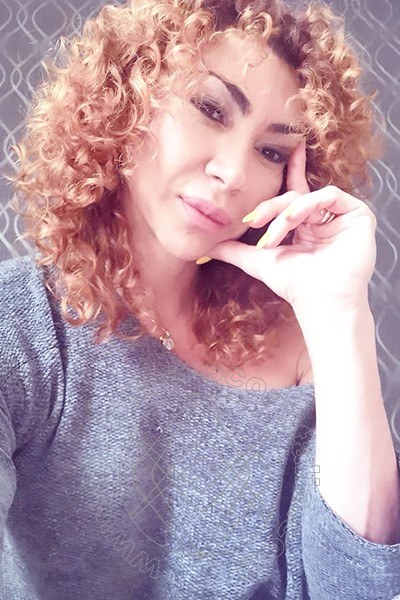 Foto selfie 50 di Leslyn transexescort Reggio Emilia