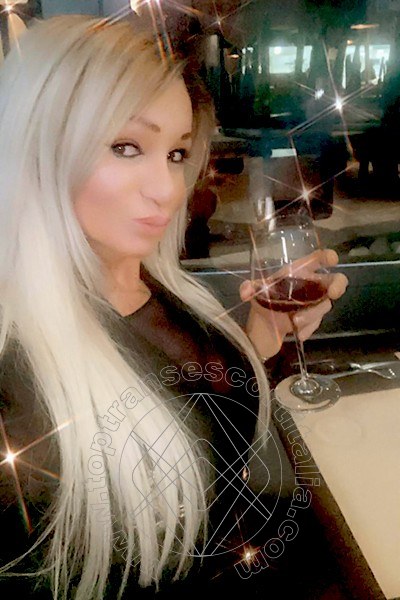 Foto selfie 328 di Pamy La Diva Stellare transexescort Losanna