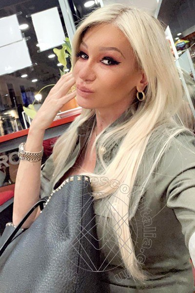 Foto selfie 337 di Pamy La Diva Stellare transexescort Losanna