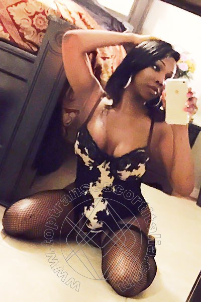 Foto selfie 2 di Jennifer Ts Miami transexescort Parigi