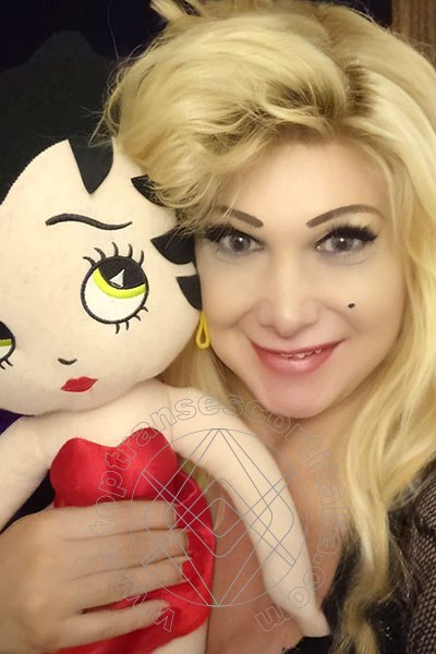 Foto selfie 30 di Yasmin Angel transexescort Lido Di Dante