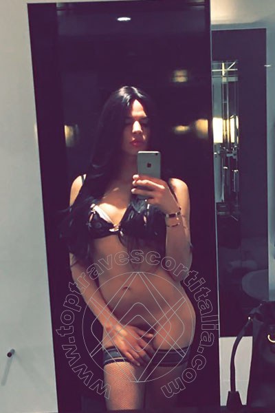 Foto selfie hot 3 di Sabrina Morais Xxxl transexescort Milano