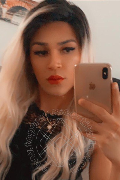 Foto selfie 21 di Giulia Rodriguez transexescort Verona