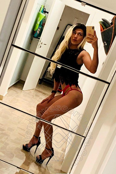 Foto selfie 16 di Giulia Rodriguez transexescort Verona