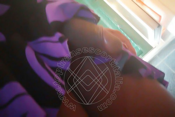Foto selfie hot 22 di Lana Xxl transexescort Genova