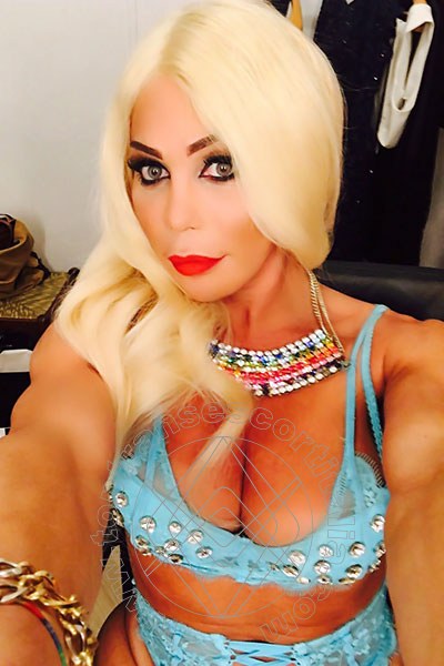Foto selfie 14 di Barbie Bionda transexescort Villa Rosa