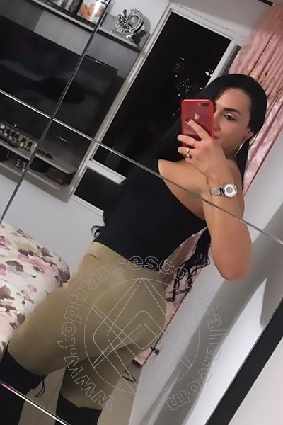 Foto selfie 45 di Gina Latina transexescort Brescia