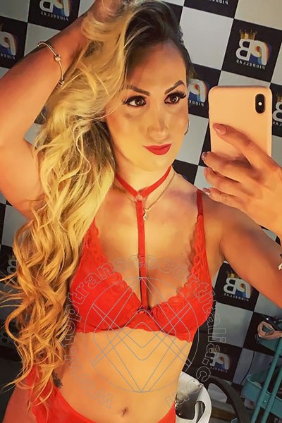 Foto selfie 66 di Raphaela Martins Pornostar transexescort Napoli