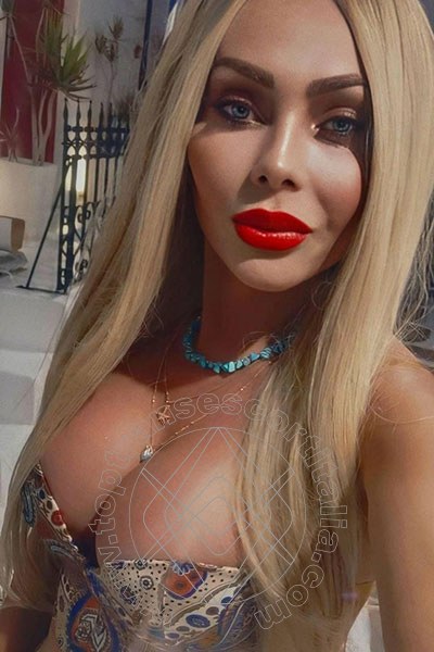 Foto selfie 11 di Chrystal Medeiros Pornostar transexescort Civitanova Marche