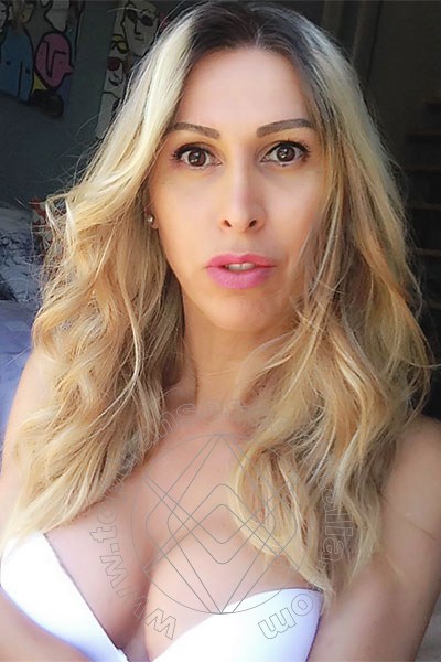 Foto selfie 32 di Dea Amanda transexescort Milano