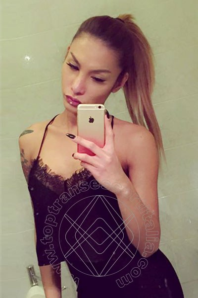 Foto selfie 2 di Nina La Bambola Asiatica transexescort Bologna