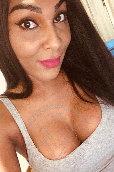 Foto selfie 1 di Thalita Top Xxxl transexescort Torino