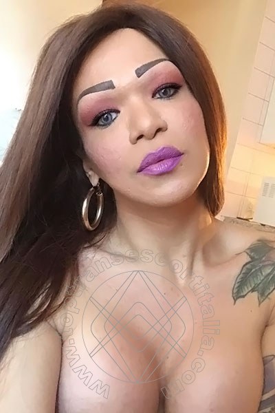 Foto selfie 18 di Lorena Senicar transexescort Viareggio