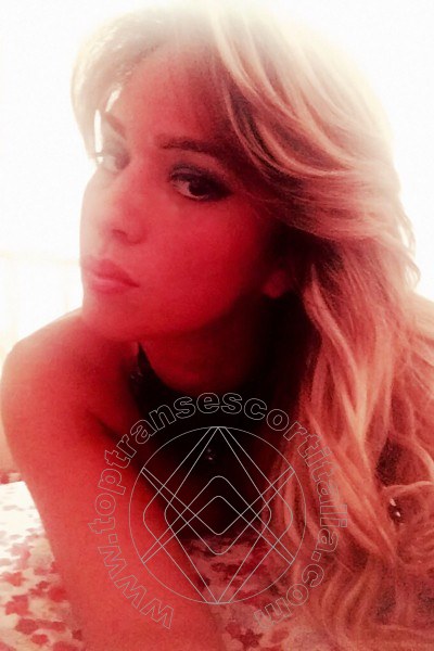 Foto selfie 63 di Alessia transexescort Brescia