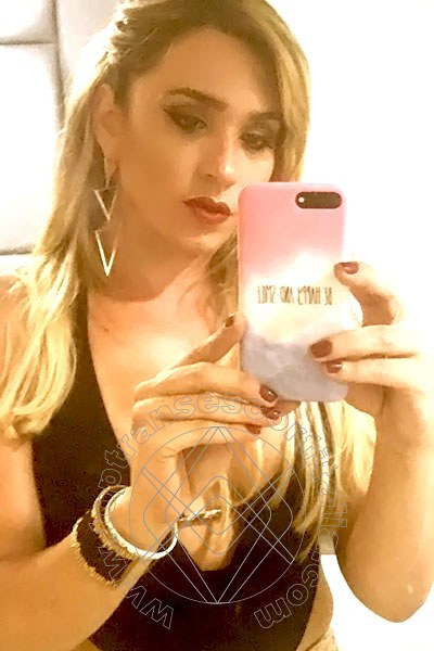 Foto selfie 25 di Alessia transexescort Brescia