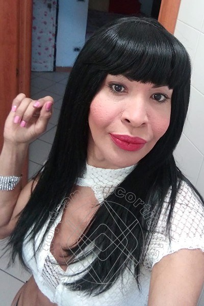 Foto selfie 54 di Tainá Oliveira transexescort Prato