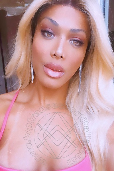 Foto selfie 14 di Camilla Brazil transexescort Roma