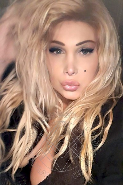 Foto selfie 23 di Yasmin Angel transexescort Lido Di Dante