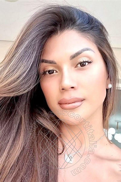 Foto selfie 60 di Paula Bituschini transexescort Genova