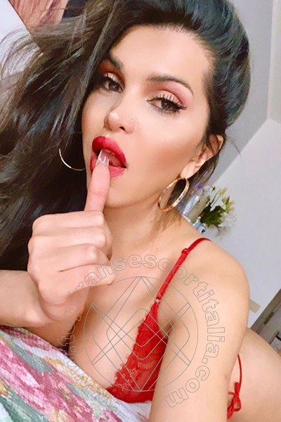 Foto selfie 10 di Raphaella Ferrari Pornostar transexescort Roma