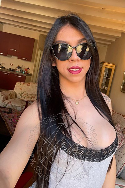 Foto selfie 30 di Pornostar Riane Mello transexescort Roma