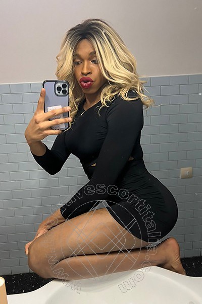 Foto selfie 22 di Livia Marine transexescort Taranto