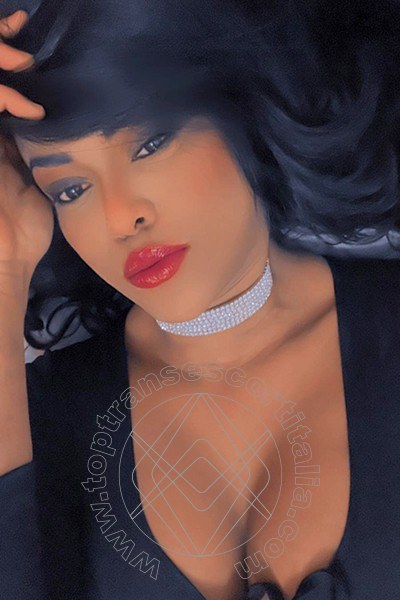 Foto selfie 15 di Aline Ketson Pornostar transexescort Mestre