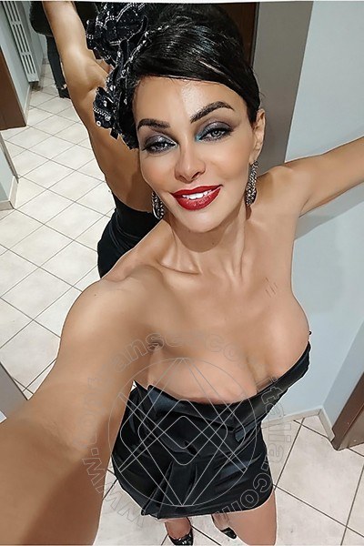Foto selfie 232 di Kartika transexescort Brescia