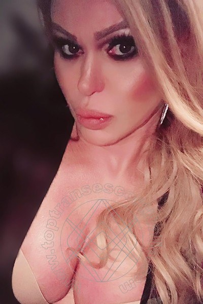 Foto selfie 16 di Evelyn Braga transexescort Milano