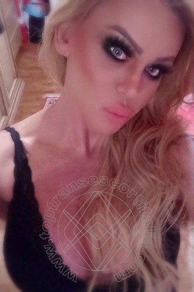 Foto selfie 2 di Evelyn Braga transexescort Dundalk