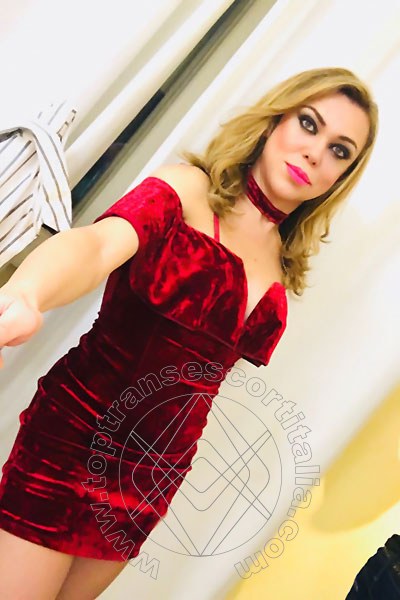 Foto selfie 3 di Karina Lear transexescort Marina Di Montemarciano