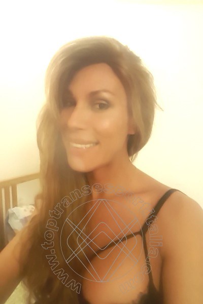 Foto selfie 40 di Gisela transexescort Civitanova Marche