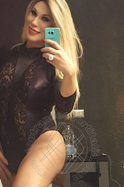 Foto selfie 22 di Gisela transexescort Civitanova Marche