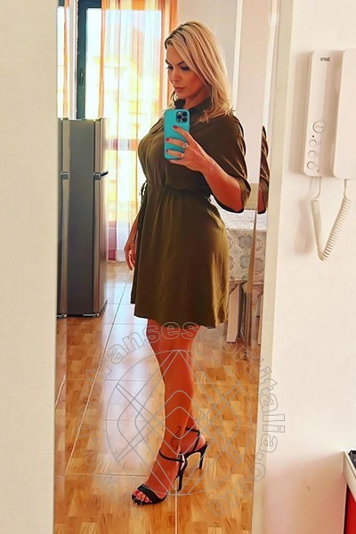 Foto selfie 5 di Julie Berdu Pornostar transexescort Parigi